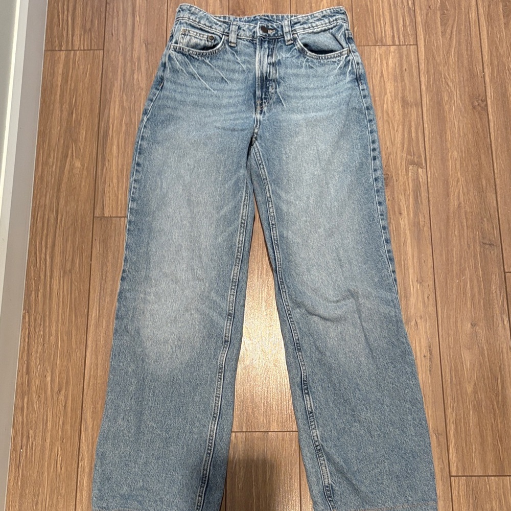 H&M Light Blue High Rise Women's Jeans